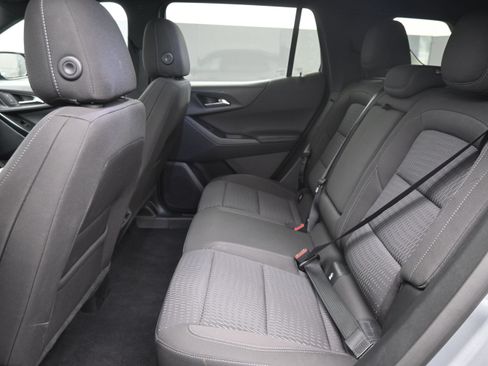 Used 2026 Chevrolet Equinox LT FWD image 17