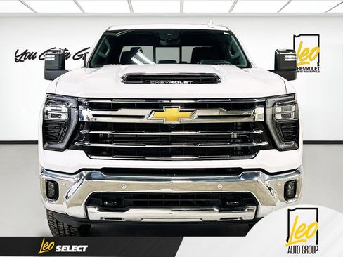 Certified 2025 Chevrolet Silverado 3500 LTZ w/ LTZ Convenience Package image 2
