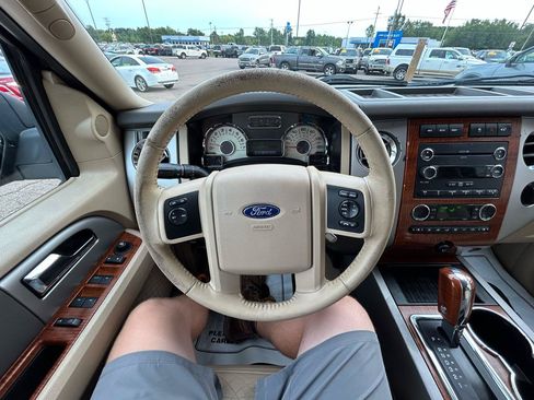 Used 2010 Ford Expedition EL 4WD image 29
