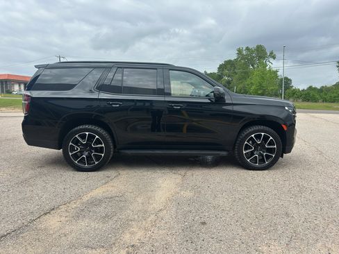 Used 2024 Chevrolet Tahoe RST w/ Luxury Package AWD/4WD image 11