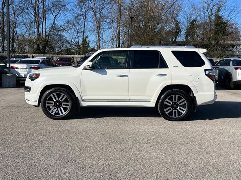 Used 2021 Toyota 4Runner Limited image 10