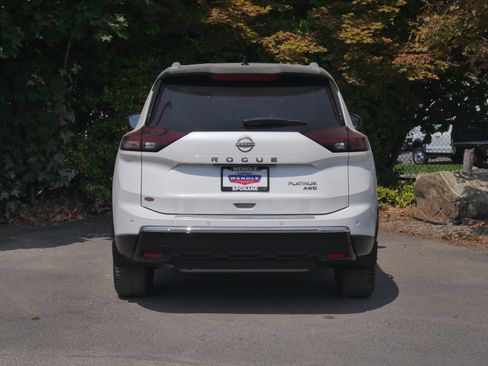 Certified 2024 Nissan Rogue Platinum w/ Platinum Premium Package AWD/4WD image 20