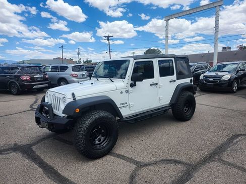 Used 2016 Jeep Wrangler Unlimited Sport AWD/4WD image 2