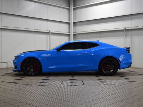 Used 2023 Chevrolet Camaro SS RWD image 4