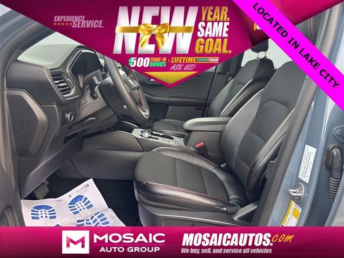 Used 2025 Ford Escape ST-Line image 23