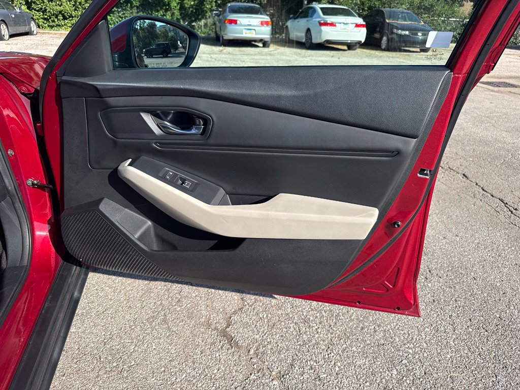 Used 2023 Honda Accord EX image 45