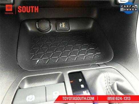 Certified 2025 Toyota RAV4 XLE image 21