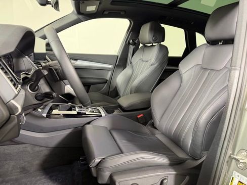 Used 2025 Audi Q5 2.0T Premium w/ Convenience Plus Package image 18