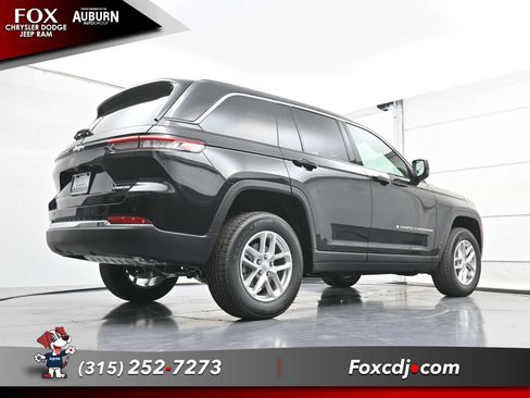 New 2025 Jeep Grand Cherokee Laredo X image 16