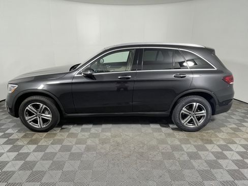 Used 2021 Mercedes-Benz GLC 300 image 2