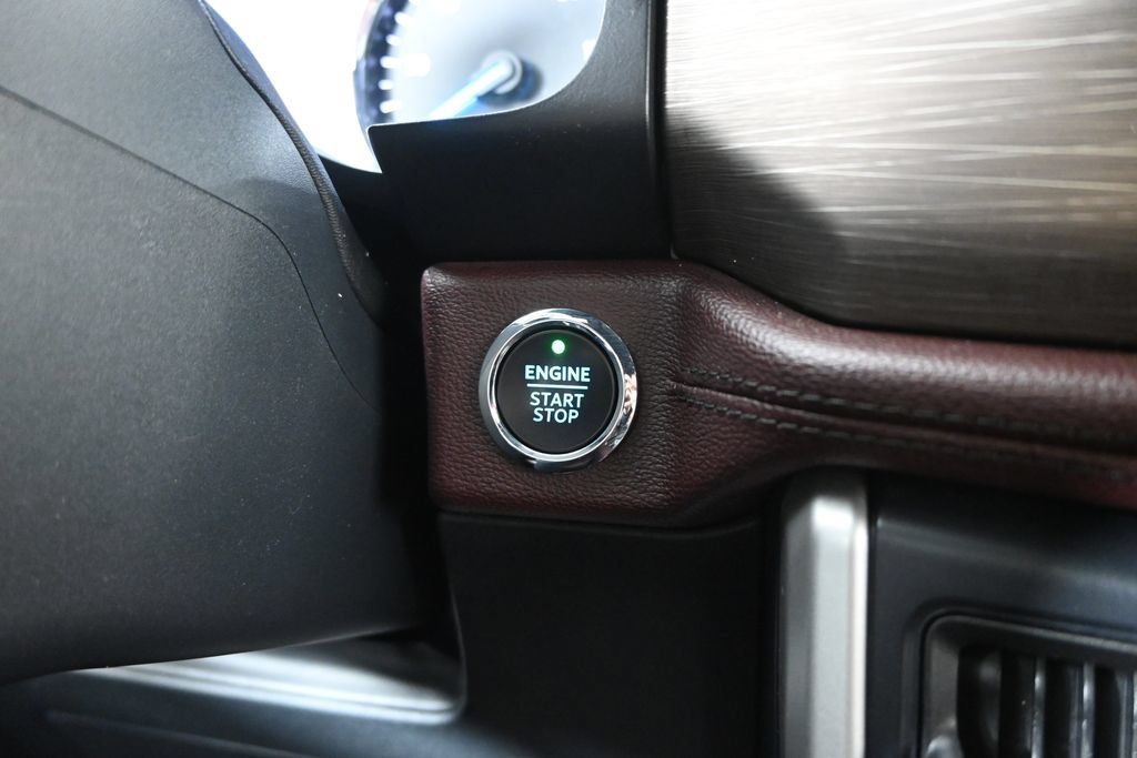 Used 2022 Ford Expedition Max Limited AWD/4WD image 33