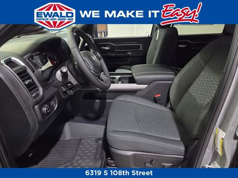 New 2026 RAM 2500 Big Horn AWD/4WD image 11