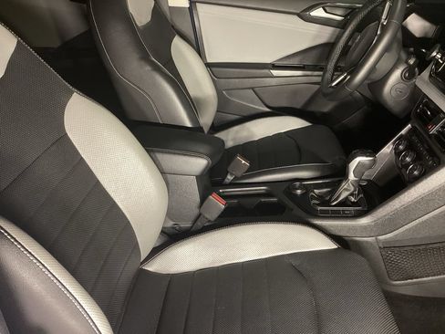 Used 2022 Volkswagen Taos SEL AWD/4WD image 5