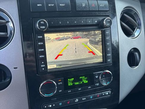 Used 2012 Ford Expedition Limited image 20