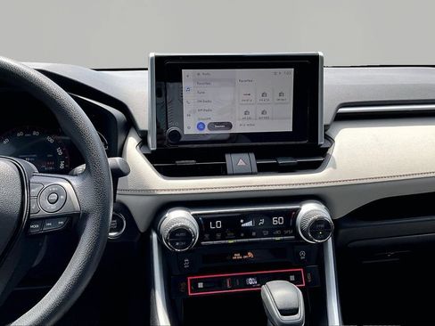 Used 2025 Toyota RAV4 XLE w/ Convenience Package FWD image 10