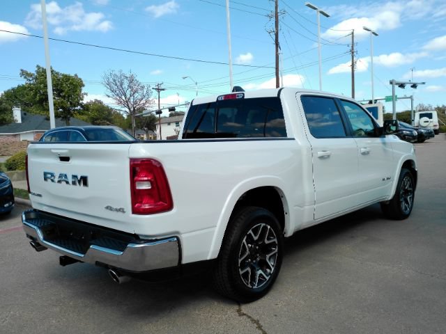 Used 2026 RAM 1500 Laramie AWD/4WD image 6