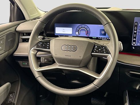 New 2026 Audi Q3 quattro 2.0T AWD/4WD image 19