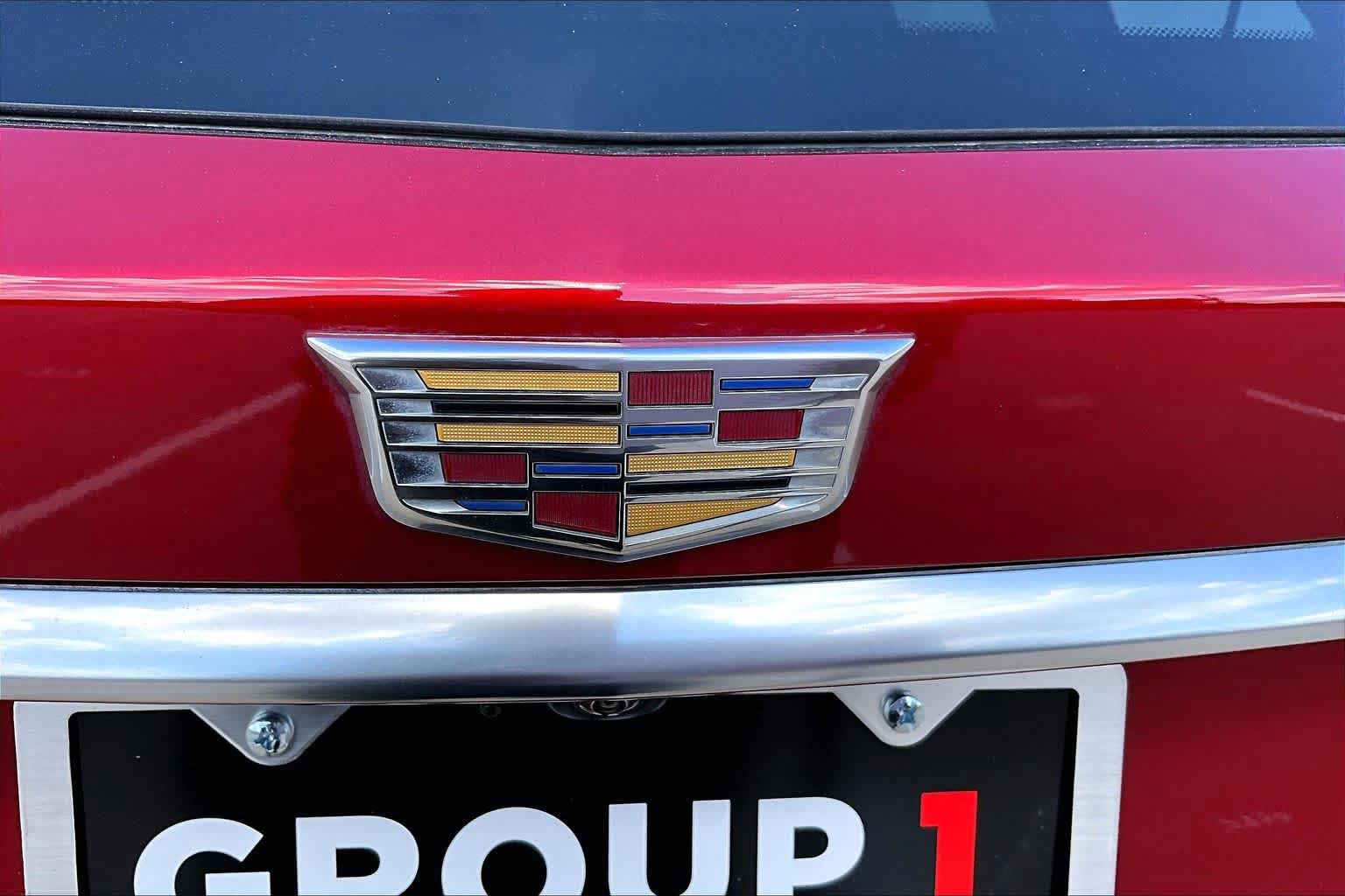 Used 2023 Cadillac XT6 Premium Luxury w/ Technology Package FWD image 10