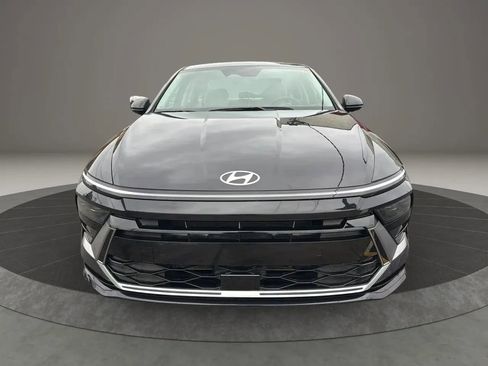 Used 2025 Hyundai Sonata SEL image 2