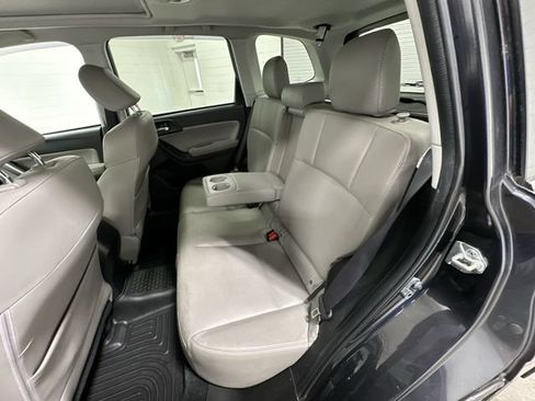 Used 2015 Subaru Forester 2.5i Touring w/ Eyesight & Navigation System AWD/4WD image 14