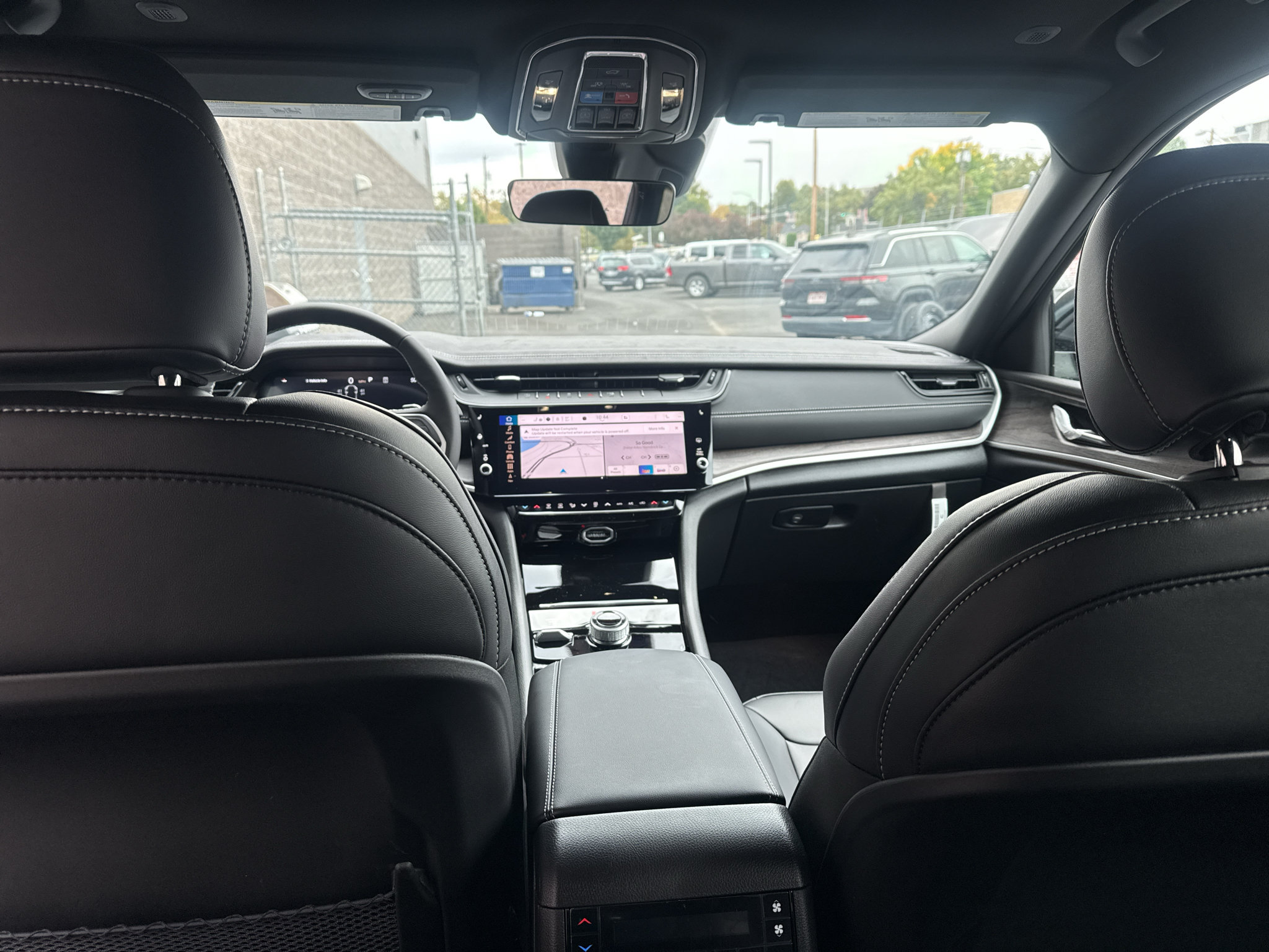 New 2027 Jeep Grand Cherokee L Limited AWD/4WD image 22