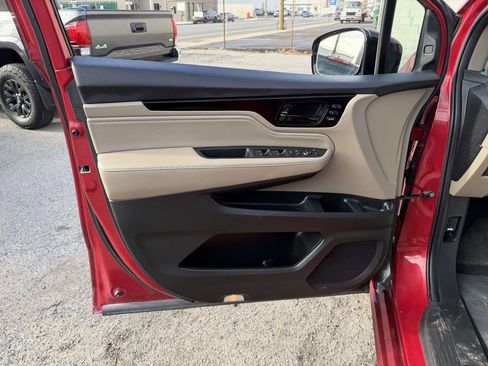 Used 2023 Honda Odyssey Elite image 40