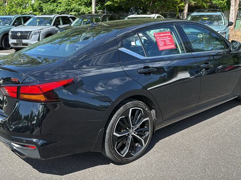 Certified 2023 Nissan Altima 2.5 SR FWD image 24