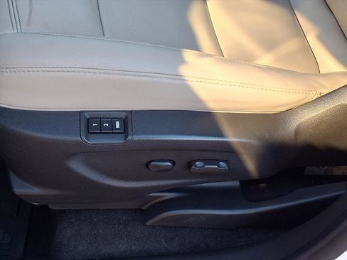 Used 2017 Buick Encore Premium w/ Experience Buick Package image 4