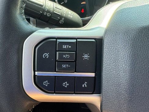 Used 2024 Ford Expedition Max XLT AWD/4WD image 24
