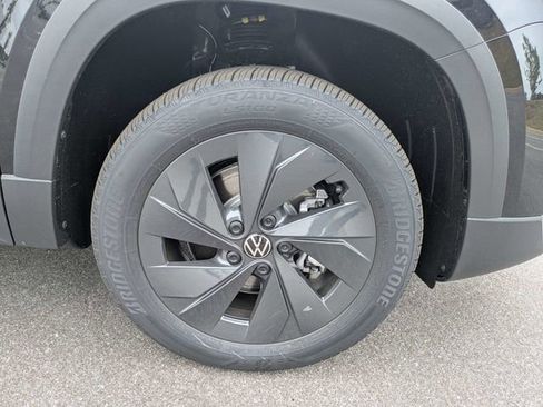New 2026 Volkswagen Taos S FWD image 11