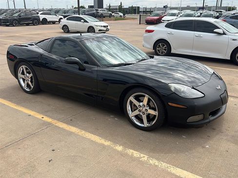 Used 2008 Chevrolet Corvette Coupe w/ Preferred Equipment Group RWD image 1