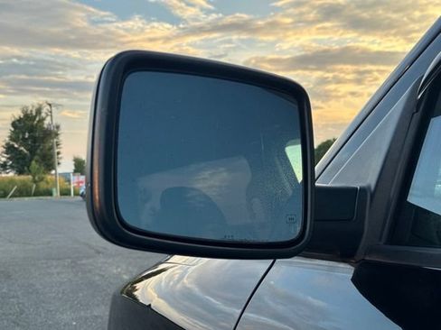 Used 2014 RAM 1500 Express AWD/4WD image 28