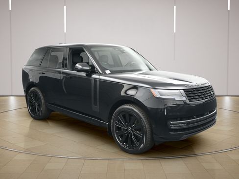 Used 2025 Land Rover Range Rover SE AWD/4WD image 22