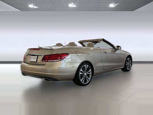 Used 2015 Mercedes-Benz E 400 Cabriolet image 9