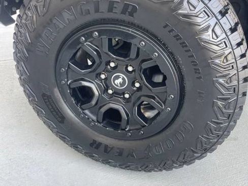 Used 2023 Ford Bronco Wildtrak AWD/4WD image 5