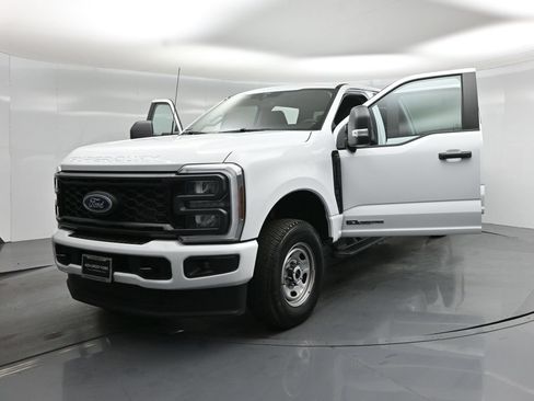 Used 2025 Ford F250 XL w/ STX Appearance Package AWD/4WD image 26