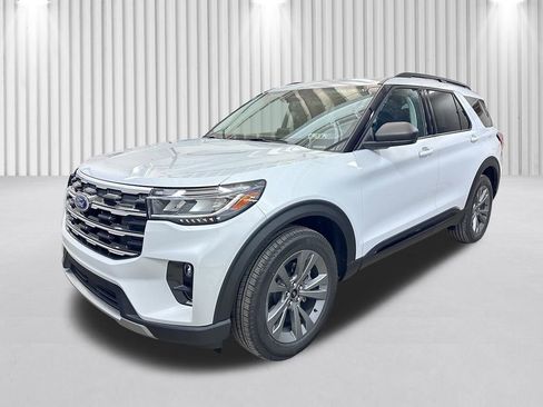 New 2026 Ford Explorer Active image 10
