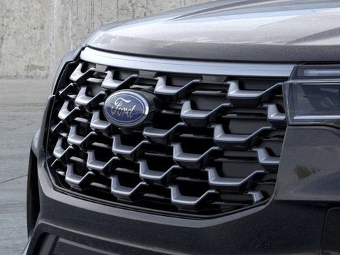 New 2026 Ford Explorer Platinum image 17