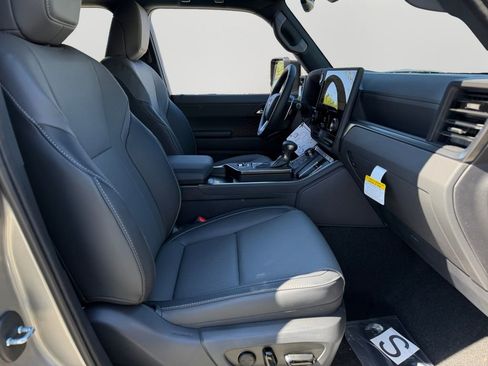 New 2026 Lexus GX 550 image 7