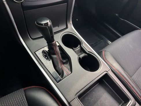 Used 2017 Toyota Camry SE image 23