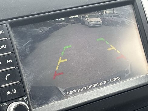 Used 2020 Nissan Frontier SV image 28