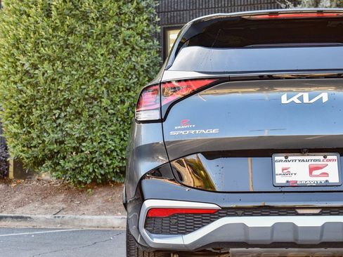 Used 2023 Kia Sportage SX image 12