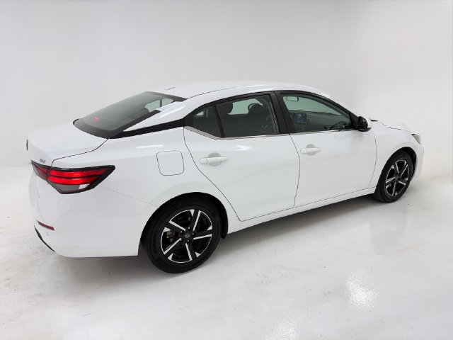Used 2024 Nissan Sentra SV FWD image 41
