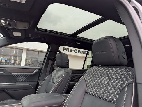 New 2026 GMC Acadia Denali w/ Super Cruise Package FWD image 26