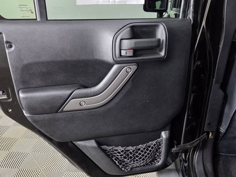 Used 2011 Jeep Wrangler Unlimited Sport image 24