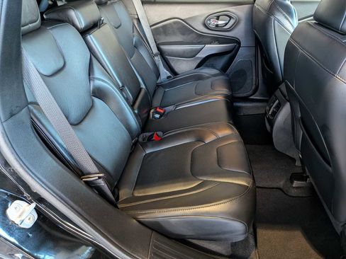 Certified 2020 Jeep Cherokee Limited image 19