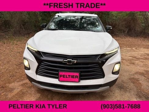 Used 2022 Chevrolet Blazer LT image 2