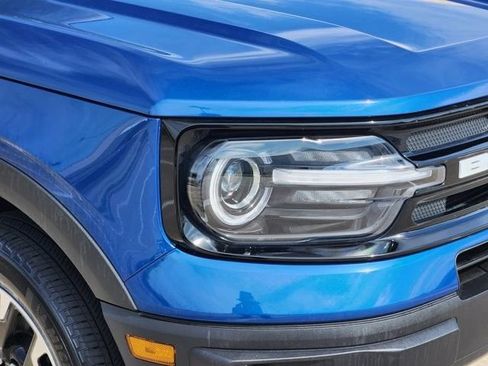 Used 2023 Ford Bronco Sport Outer Banks w/ Tech Package AWD/4WD image 9