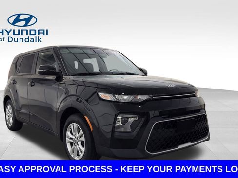 Used 2022 Kia Soul LX FWD image 3