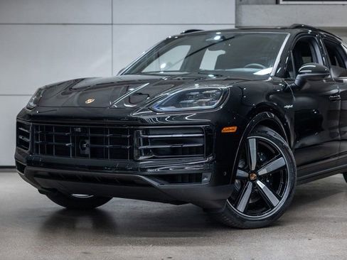 New 2026 Porsche Cayenne E-Hybrid AWD/4WD image 21